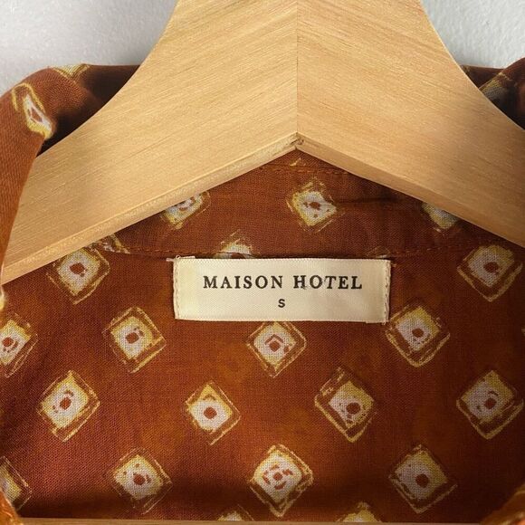 Maison Hotel Ziggy Boho Blouse in Bandhani Spring Pattern - Picture 3 of 7